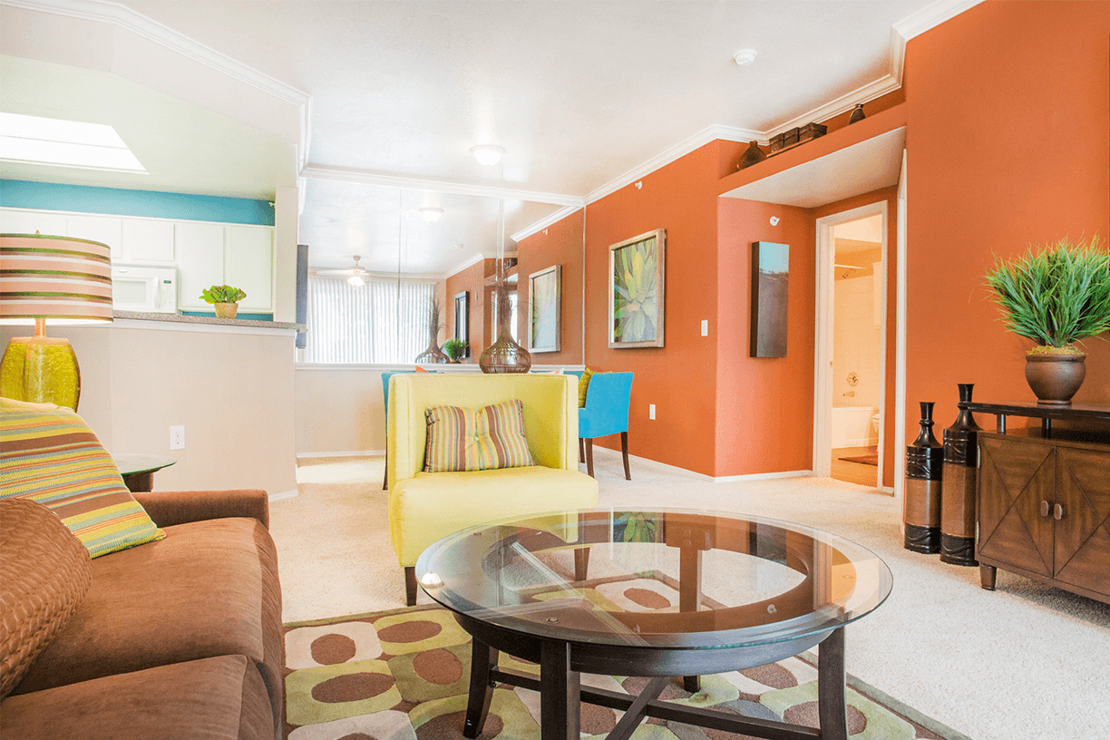 Grand Venetian model suite living area in Irving, Texas