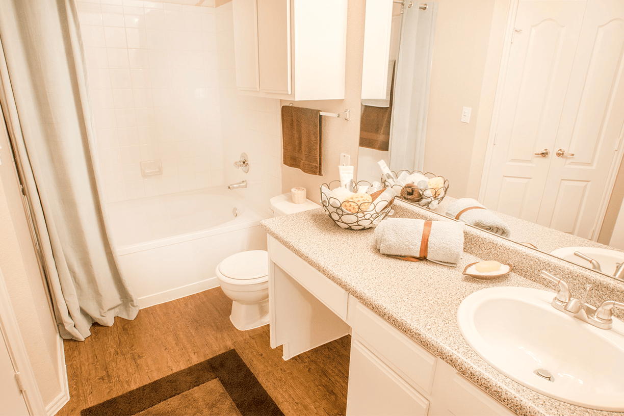 Grand Venetian model suite bathroom in Irving, Texas
