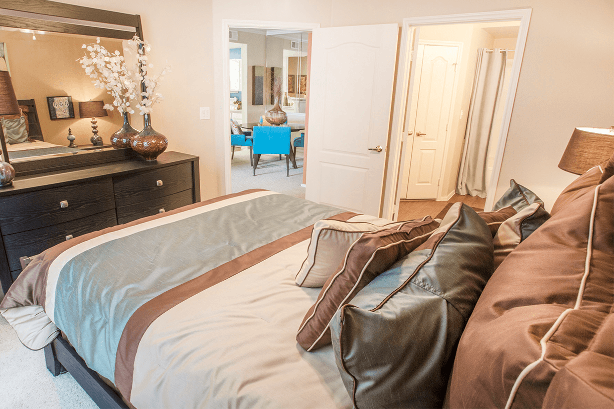 Grand Venetian model suite bedroom in Irving, Texas