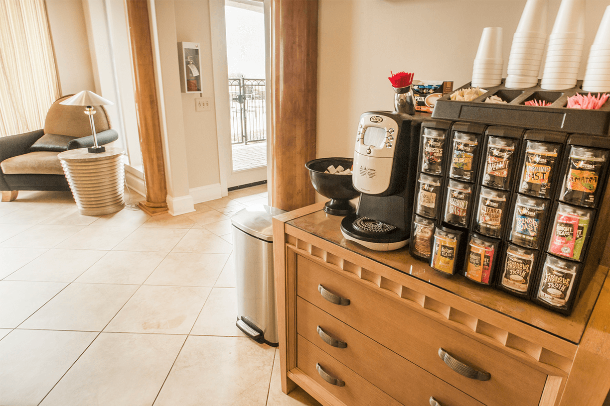 Grand Venetian apartments leasing center in Irving, Texas