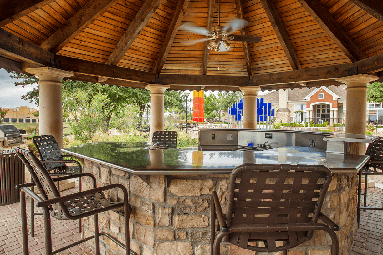 Grand Venetian apartments pavilion in Irving, Texas