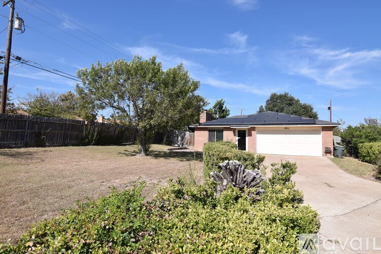 Source URL: https://prod-avail.s3.amazonaws.com/public_images/41500535/listing/DSC_0526.JPG