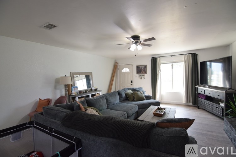 Source URL: https://prod-avail.s3.amazonaws.com/public_images/41500516/listing/DSC_0580.JPG