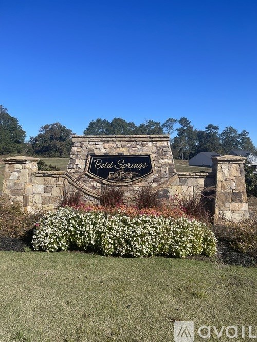 Source URL: https://prod-avail.s3.amazonaws.com/public_images/41502795/listing/IMG_2080.jpeg