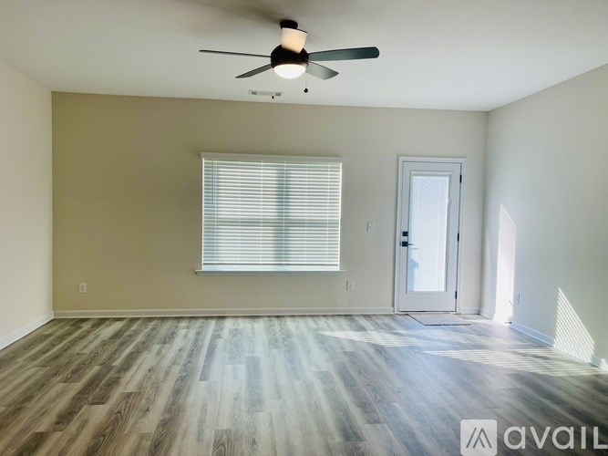 Source URL: https://prod-avail.s3.amazonaws.com/public_images/41502792/listing/IMG_5263.jpeg