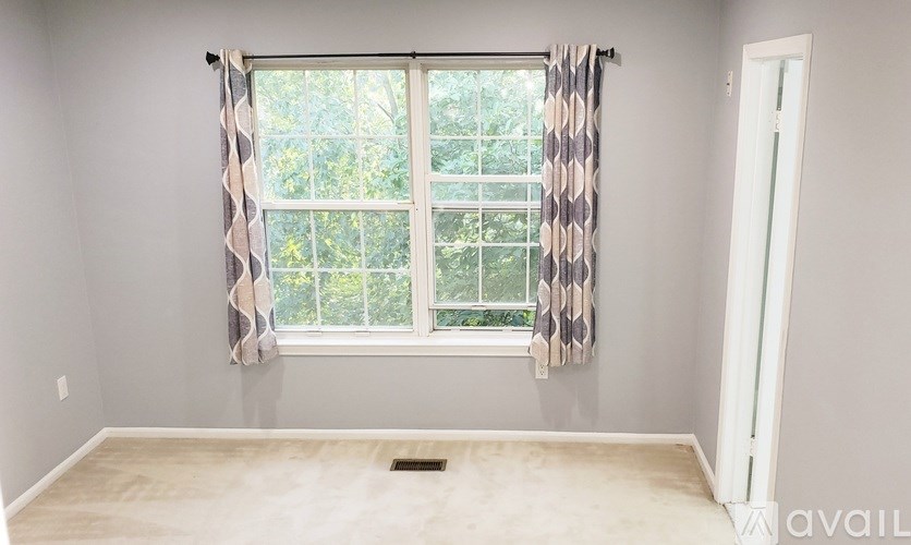 Source URL: https://prod-avail.s3.amazonaws.com/public_images/41519558/listing/20250812_073232.jpg