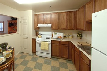 258 Brunswick Avenue 1-2 Beds Apartment, Affordable for Rent - Photo Gallery 6