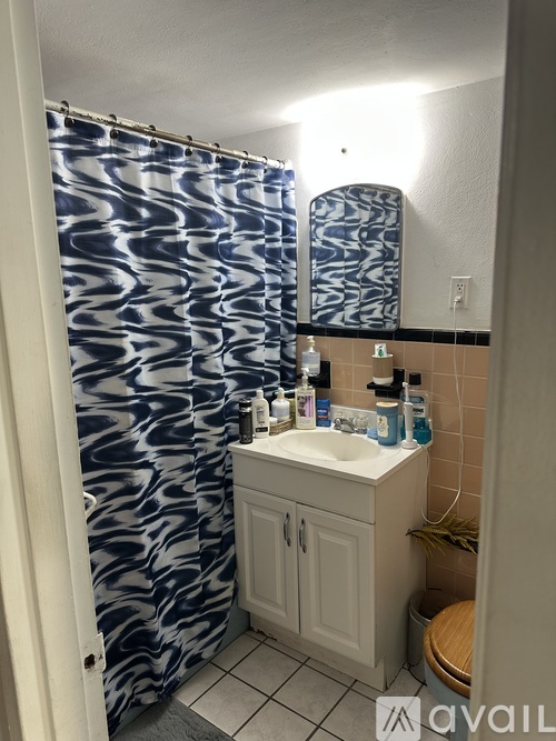 Source URL: https://prod-avail.s3.amazonaws.com/public_images/41512072/listing/IMG_8207.jpeg
