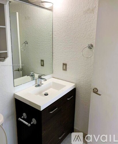 Source URL: https://prod-avail.s3.amazonaws.com/public_images/41518333/listing/GetMedia_(6).jpeg