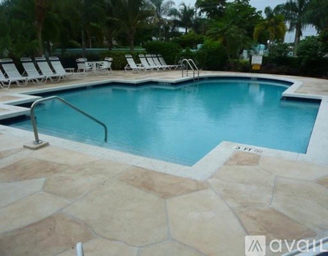 A pool with a 3 ft depth marker.