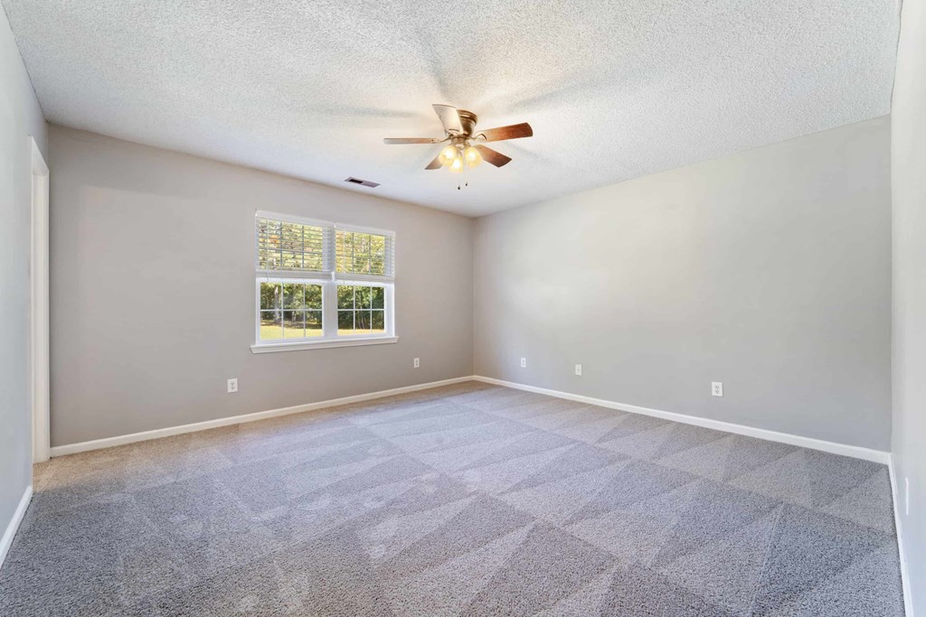 108 Howell Drive 3 Beds House for Rent - Photo Gallery 11