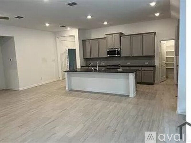 1626 Hope Ln 4 Beds Single Family Home for Rent - Photo gallery 3