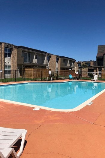 1603 E. Brazos St. 1-2 Beds Apartment for Rent - Photo Gallery 2