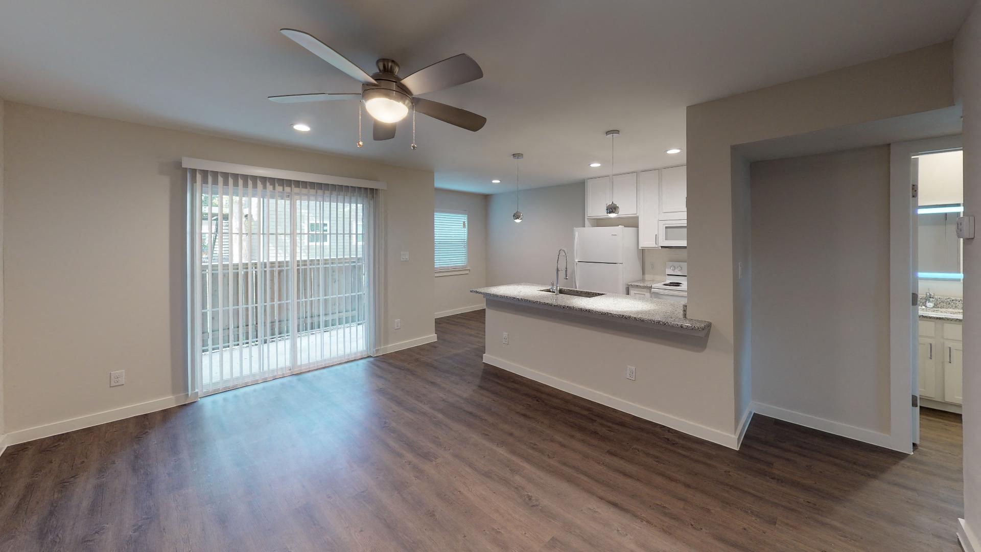 1906 Sam Houston Dr. 1-3 Beds Apartment, Townhouse for Rent - Photo Gallery 6