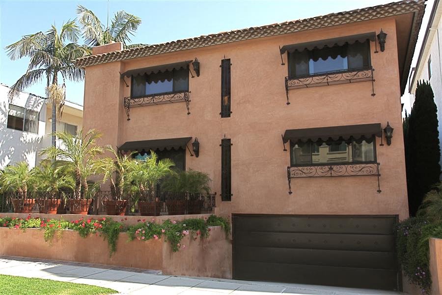a house with a driveway and a garage door