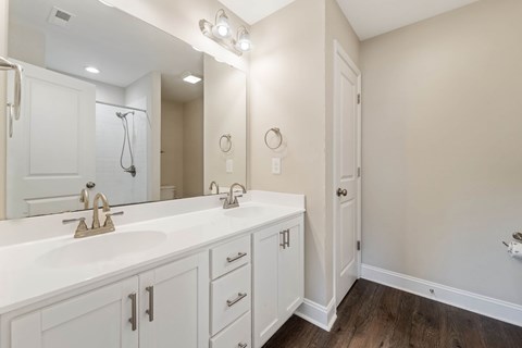 133 Navy Blue Dr 3 Beds House for Rent - Photo Gallery 7