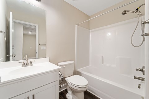 133 Navy Blue Dr 3 Beds House for Rent - Photo Gallery 4