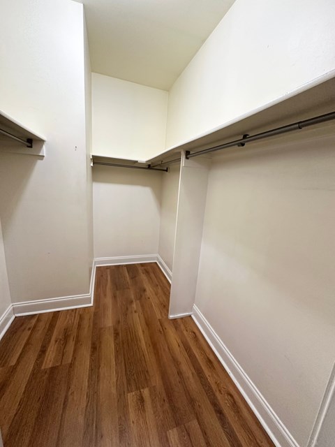 505 Smith Reed Rd. 3 Beds Apartment for Rent