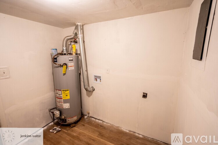 2644 Preston Drive 6 Beds Single Family Home for Rent - Photo Gallery 12