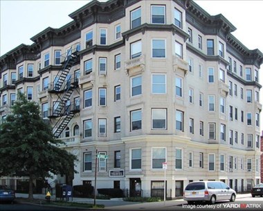 1298-1302 Commonwealth Ave/ 8 Griggs Street Studio-1 Bed Apartment for Rent - Photo Gallery 1