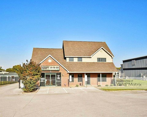 Storage Units for Rent available at 6044 Scottsville Road, Bowling Green, KY 42104