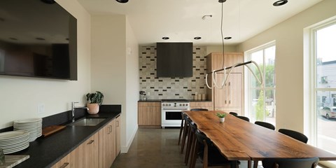 1 West Drive Studio Apartment for Rent