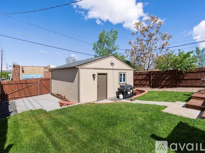 A small house with a garage is available for rent.