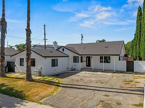 14862 Envoy St 3 Beds Apartment for Rent