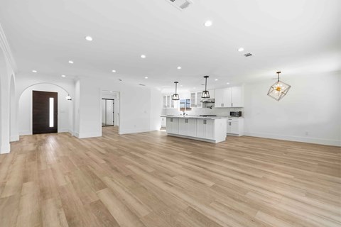 14862 Envoy St 3 Beds Apartment for Rent