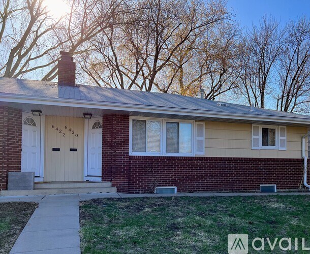 A house with the number 422420 on the front door.