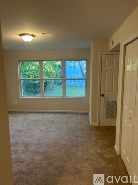 Source URL: https://prod-avail.s3.amazonaws.com/public_images/41506084/listing/IMG_3999.jpeg