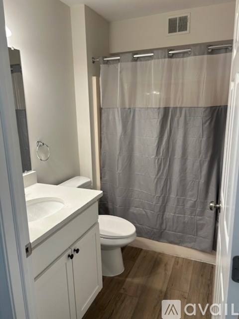 Source URL: https://prod-avail.s3.amazonaws.com/public_images/41517815/listing/IMG_3996.jpeg