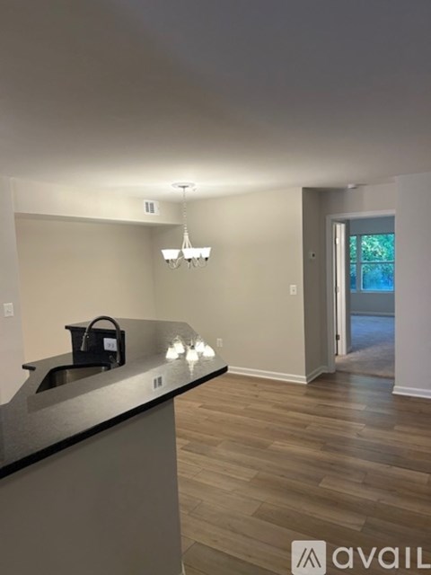 Source URL: https://prod-avail.s3.amazonaws.com/public_images/41517819/listing/IMG_4003.jpeg