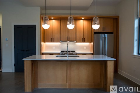 Source URL: https://prod-avail.s3.amazonaws.com/public_images/41515512/listing/531A0007.jpg