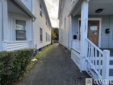 A residential area with houses numbered 1267 and 1268.