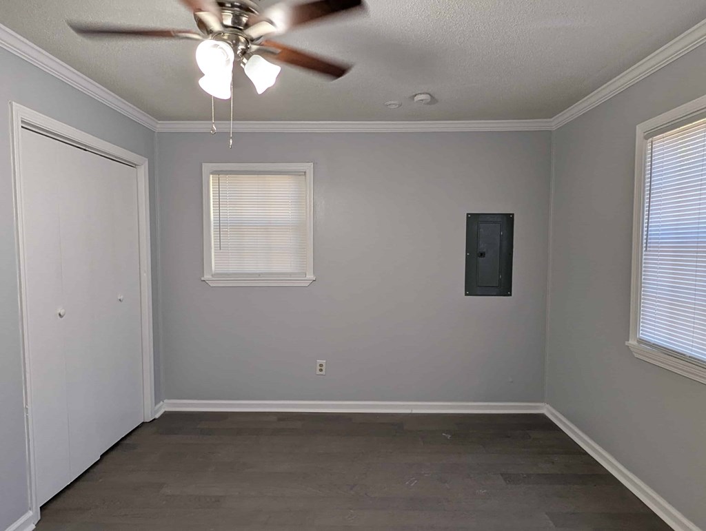 4830 Saphire Avenue 3 Beds House for Rent - Photo Gallery 2