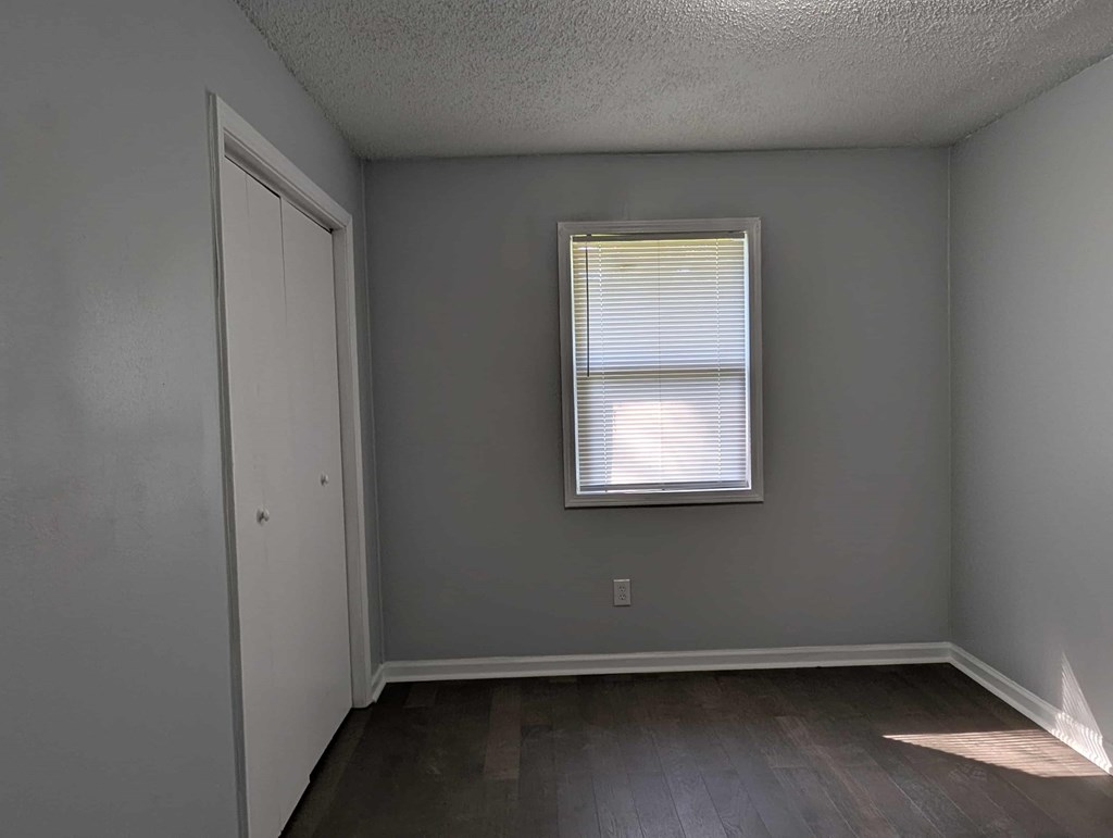 4830 Saphire Avenue 3 Beds House for Rent - Photo Gallery 3