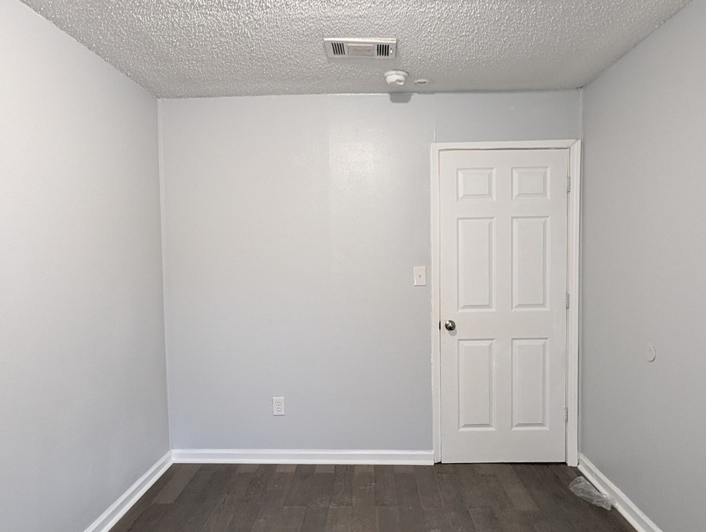 4830 Saphire Avenue 3 Beds House for Rent - Photo Gallery 16