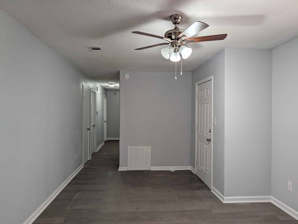 4830 Saphire Avenue 3 Beds House for Rent - Photo Gallery 4