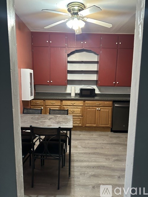 Source URL: https://prod-avail.s3.amazonaws.com/public_images/41520283/listing/IMG_5539.jpeg