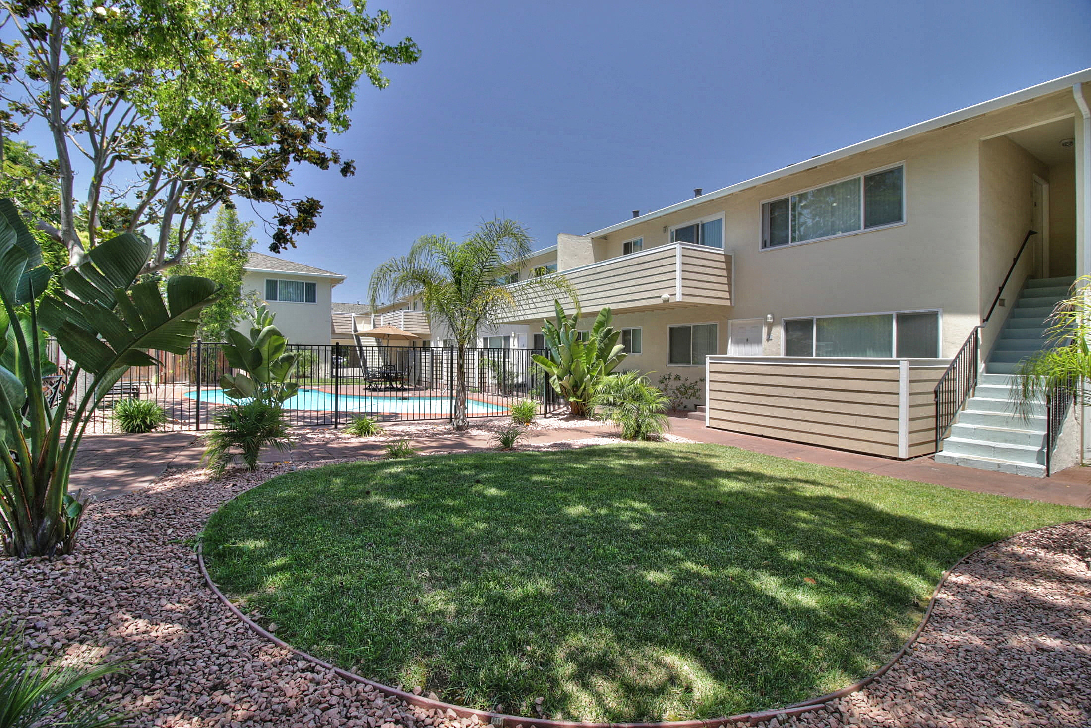 241 Curtner Apartments in Palo Alto, CA