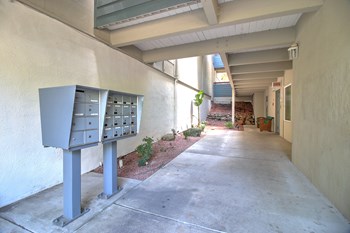 2211 Lake Road 2 Beds Apartment for Rent - Photo Gallery 6