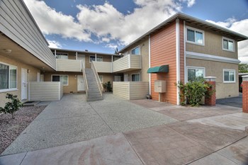 430 E Maude Avenue 2 Beds Apartment for Rent - Photo Gallery 6