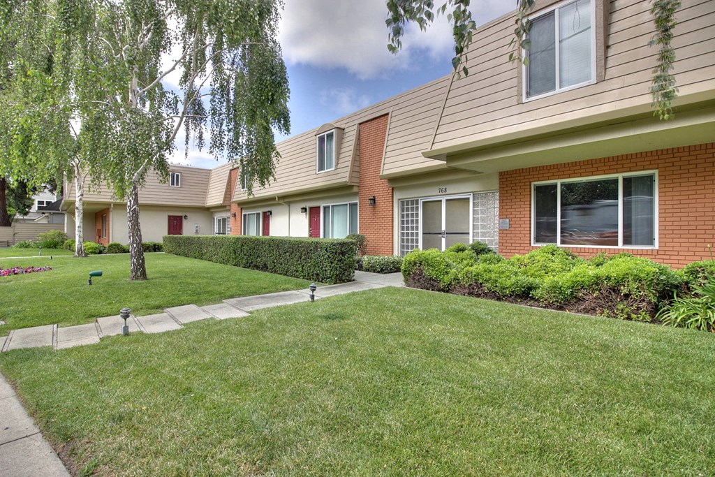 front property entry grass at St. Croix, Mountain View, CA