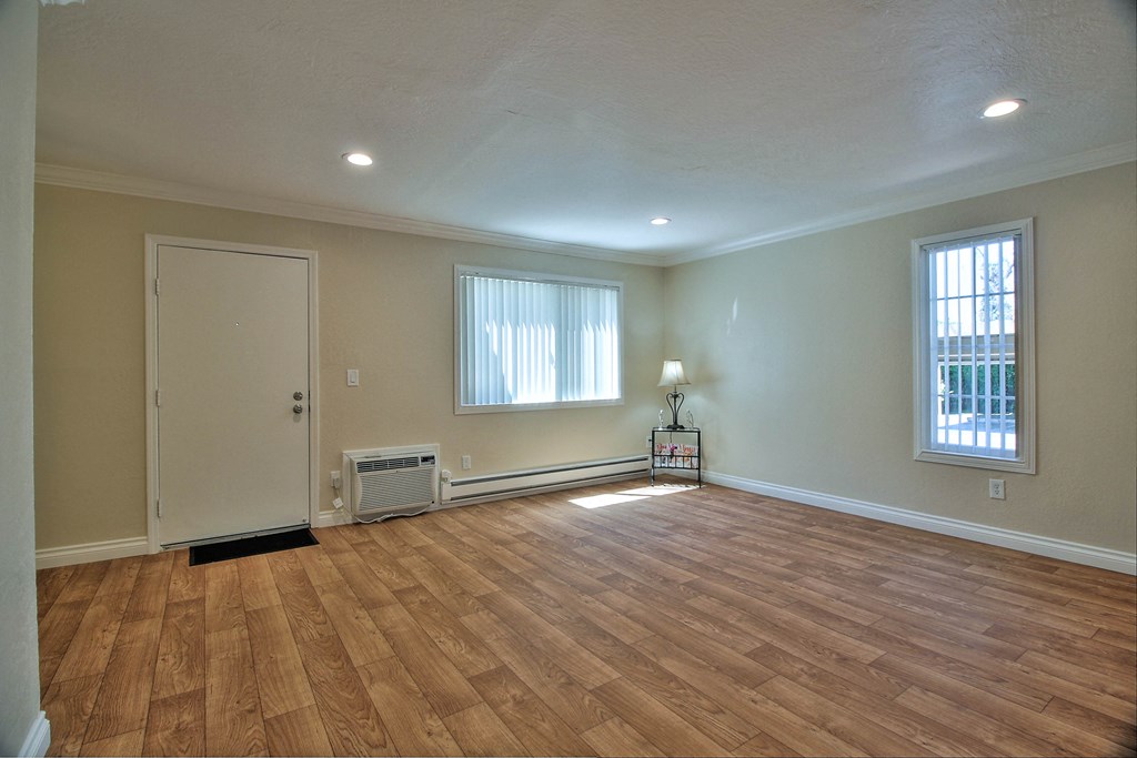 Wood Inspired Plank Flooring at Sunnyvale Town Center, California