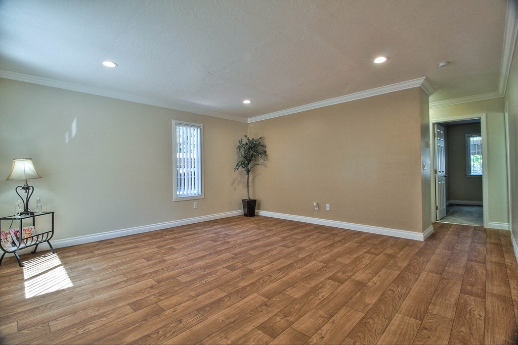 large Living Room at Sunnyvale Town Center, Sunnyvale, CA, 94086