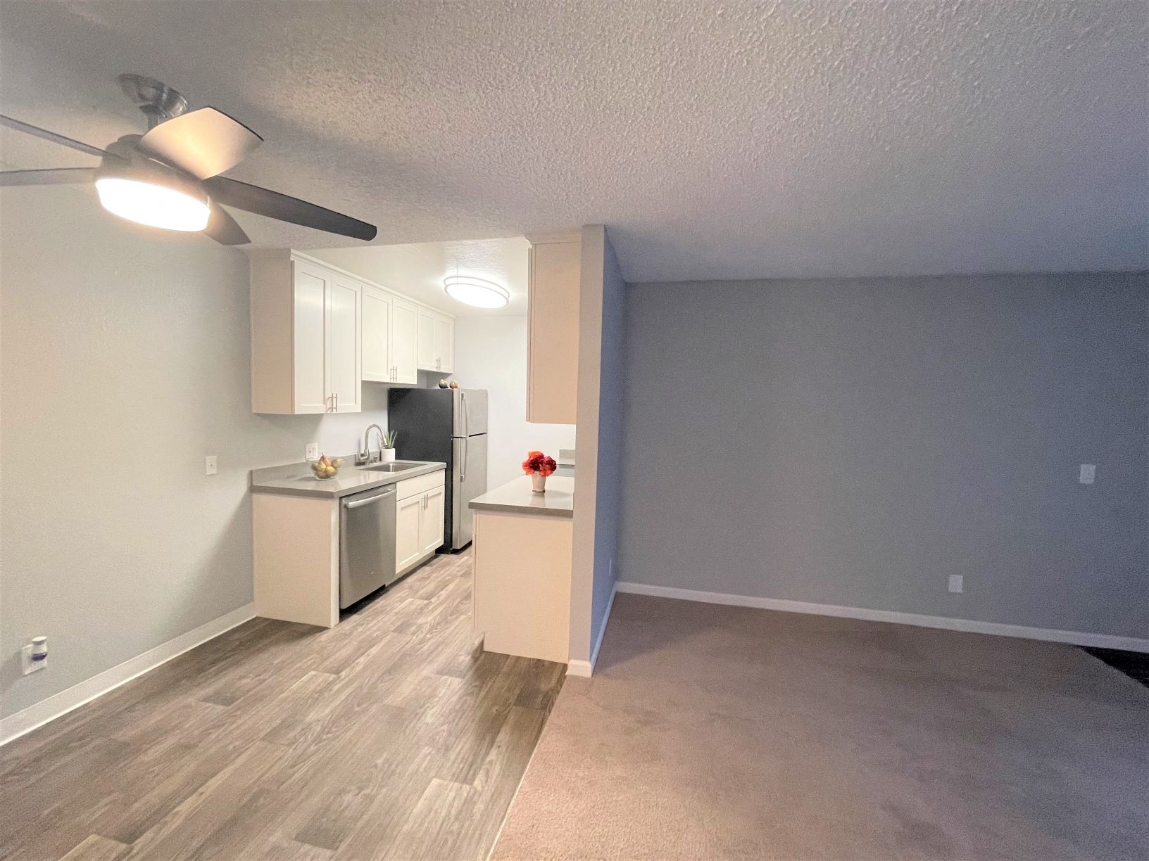 Kitchen Unit at Sunnyvale Town Center, Sunnyvale, CA