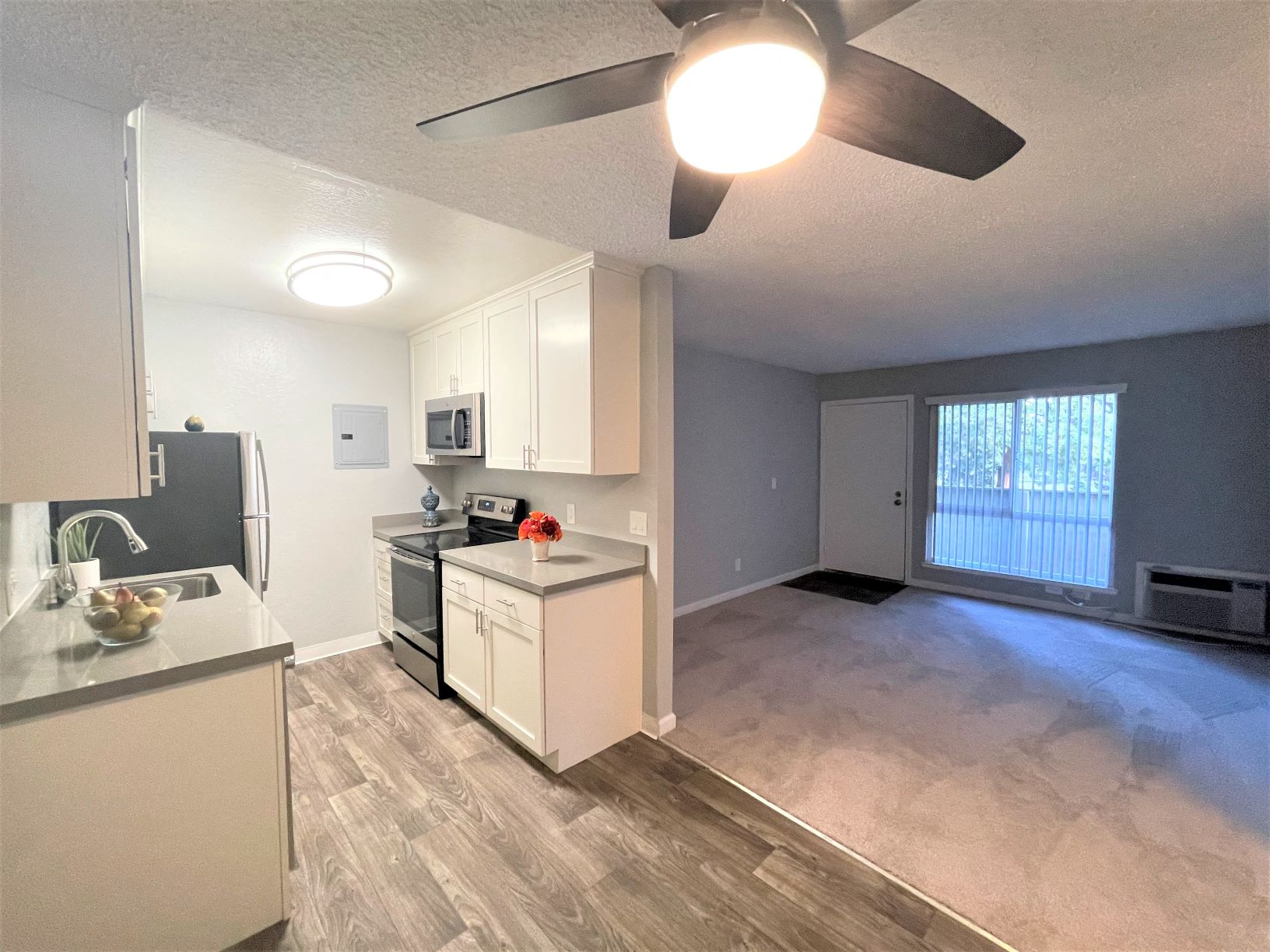 Fully Equipped Kitchen at Sunnyvale Town Center, Sunnyvale, 94086