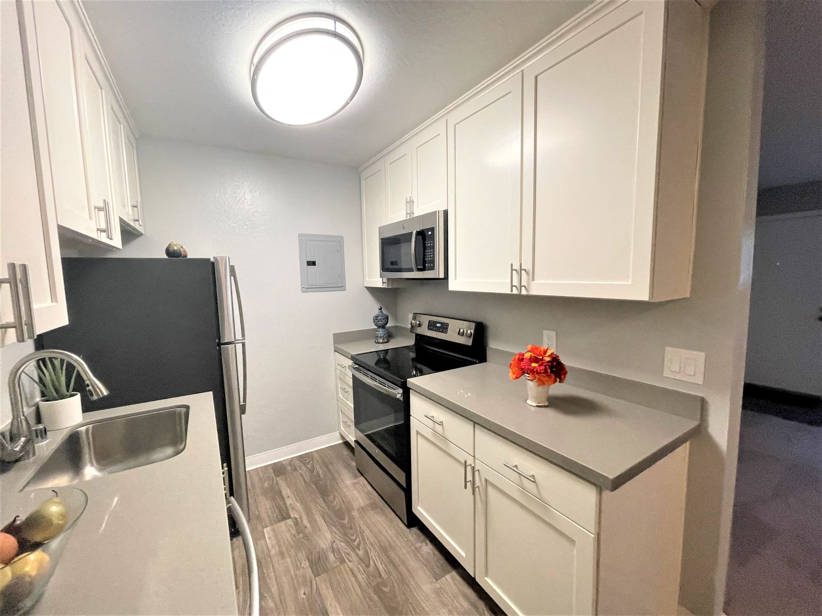 Refrigerator And Kitchen Appliances at Sunnyvale Town Center, Sunnyvale, California