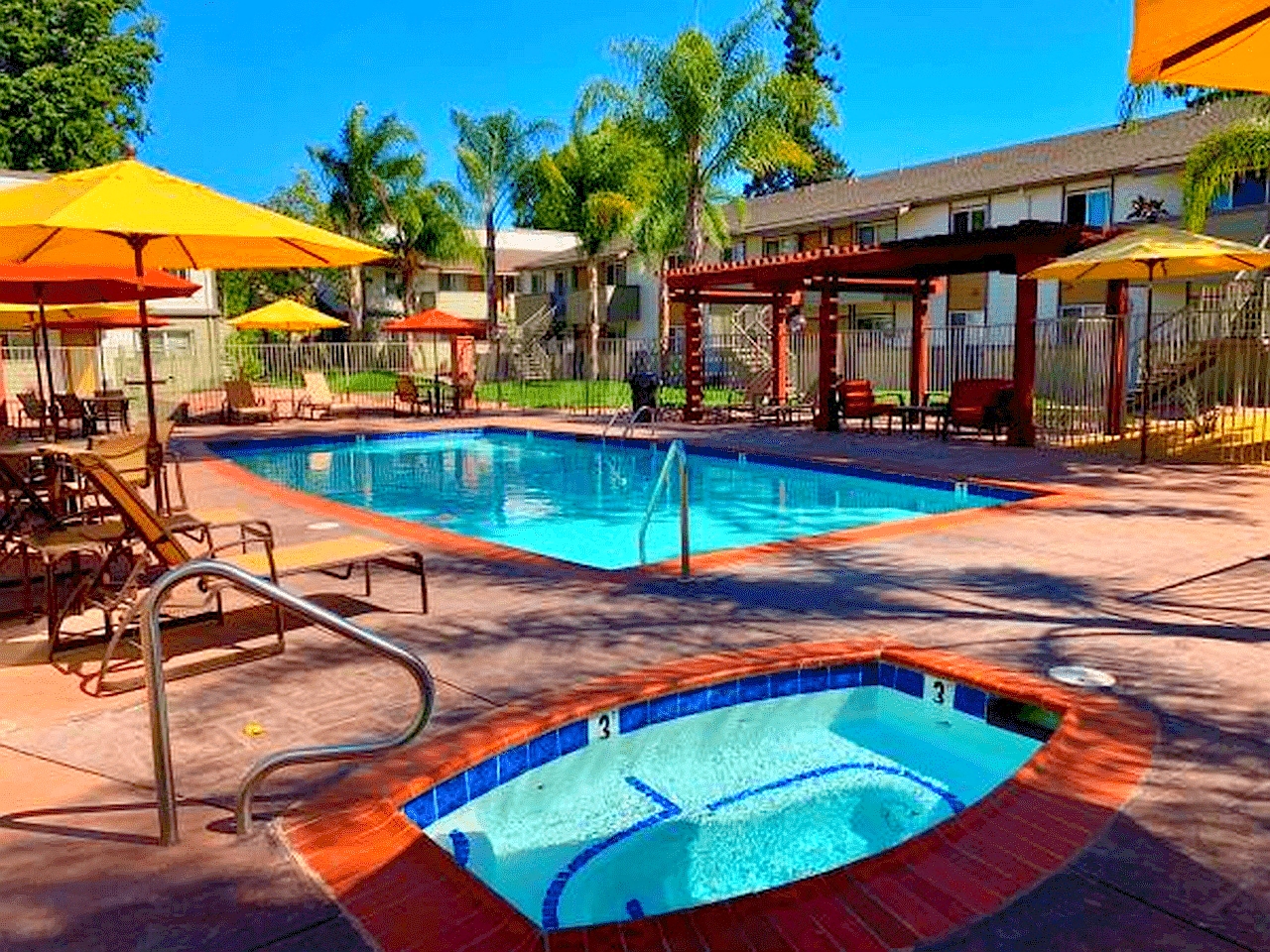 Hot Tub And Swimming Pool at Sunnyvale Town Center, Sunnyvale